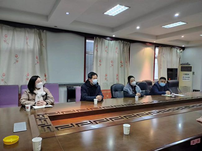 武陟縣人民政府副縣長蘇瑞君、縣農(nóng)業(yè)局局長宋治環(huán)一行蒞臨我公司調(diào)研